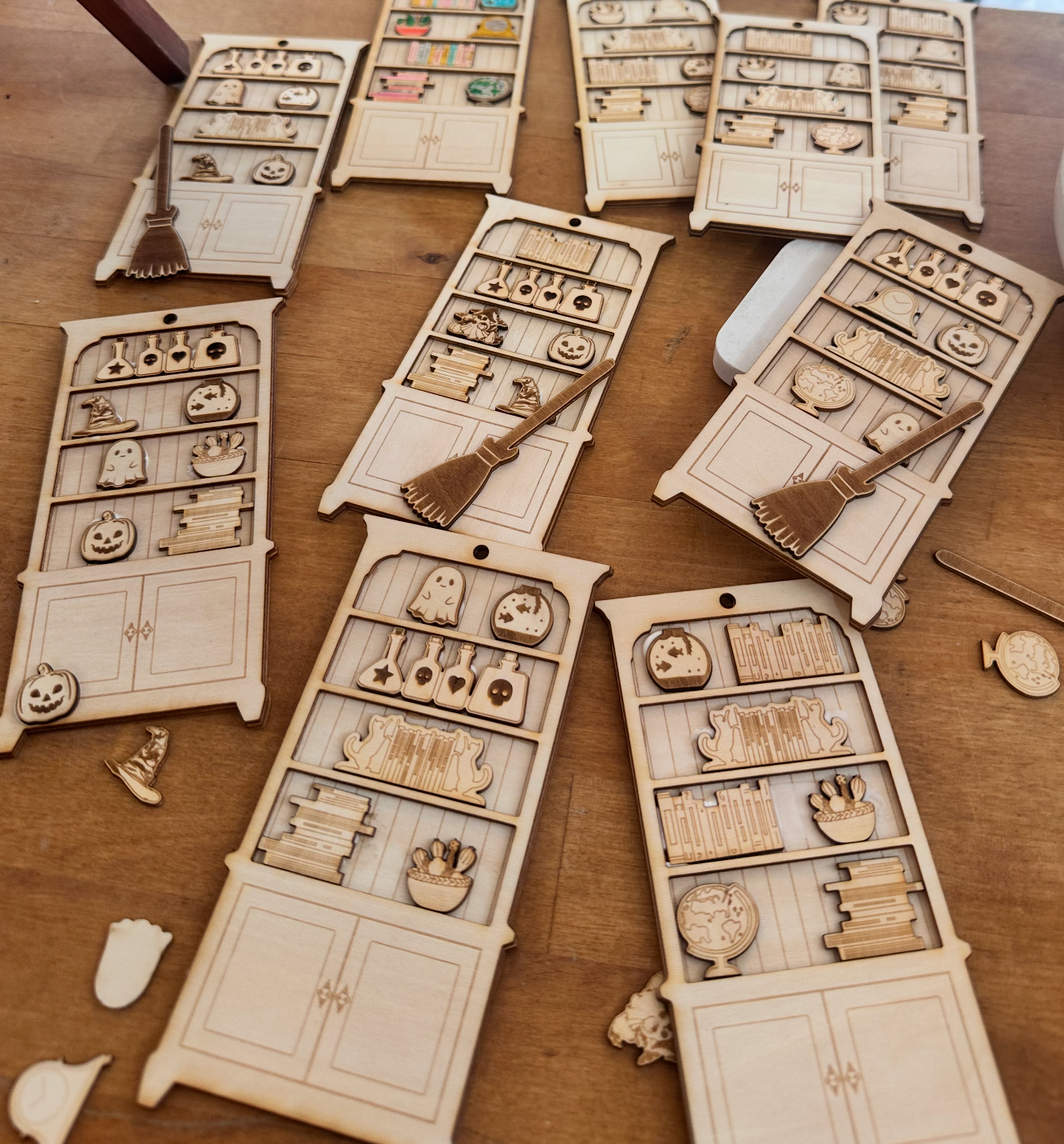 Layered Bookshelf ornament